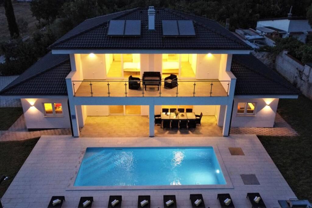 New Villa With Pool Barbariga Eksteriør bilde